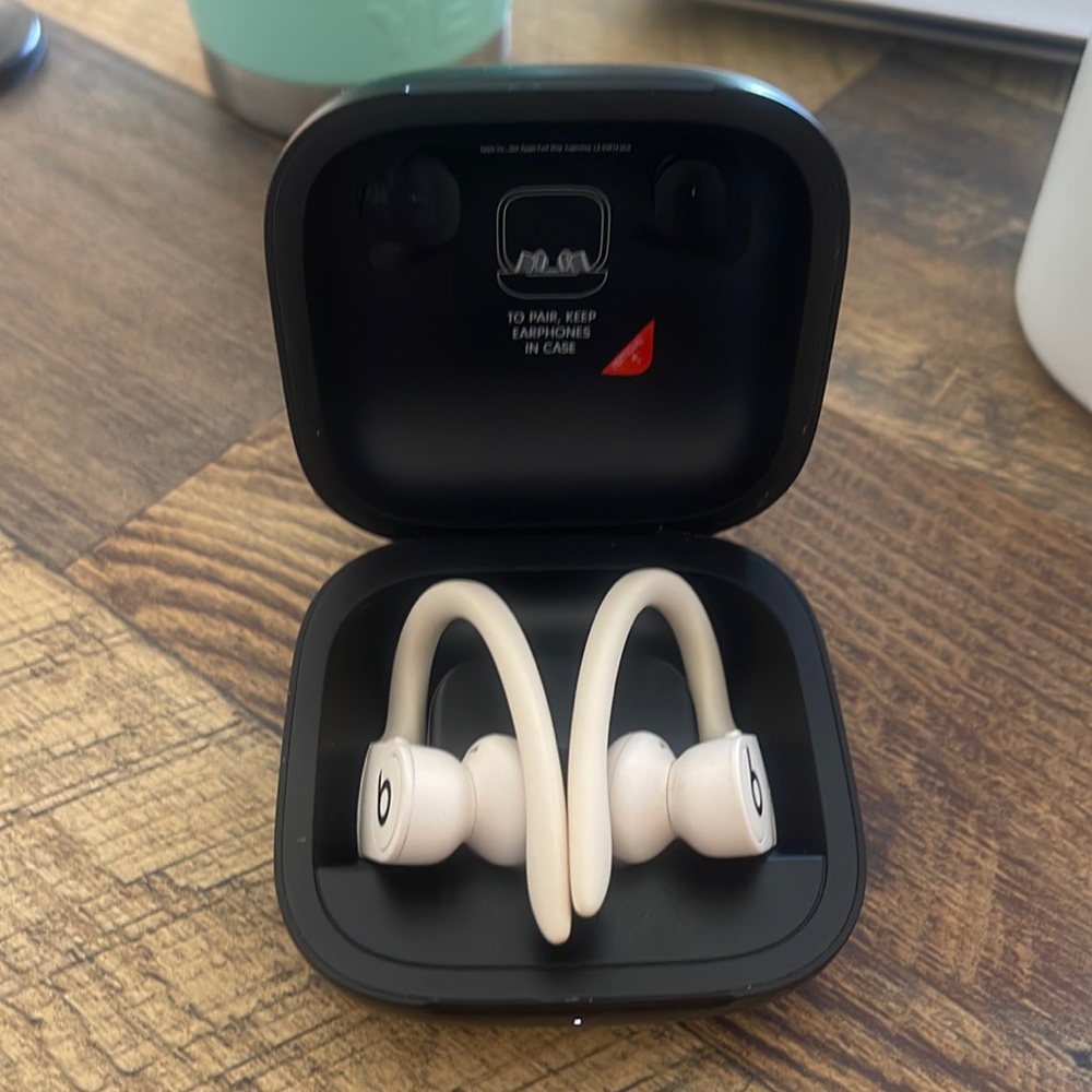 Apple Beats Beats by Dre Powerbeats Pro white